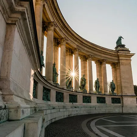 W8 - Wesselenyi Stylish - Location By Bqa